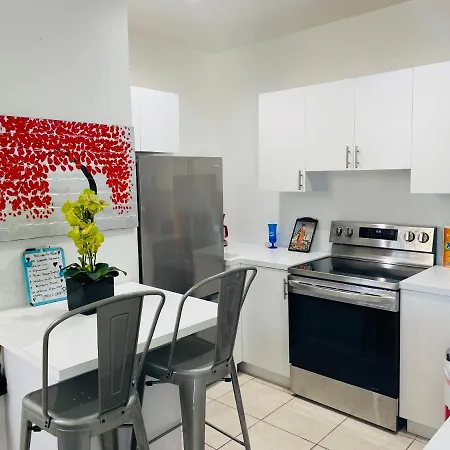 Xanadu Villas - 3 Bedroom House Or 2 Bedroom Apartment-2