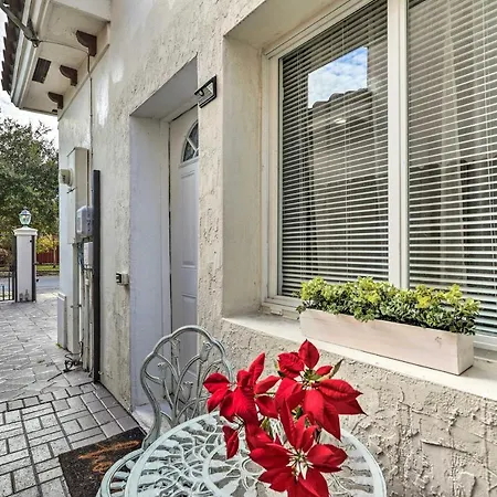 Modern Studio Apartment In West Miami!-3