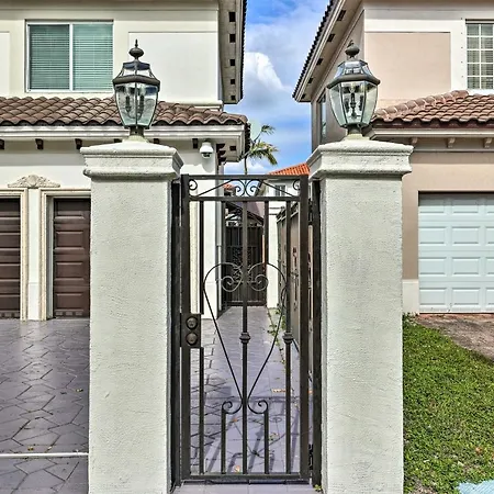Modern Studio Apartment In West Miami!-2