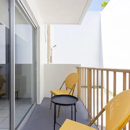 Two Bedroom Apartment - With Parking & Balcony - Heart Of Wynwood-2