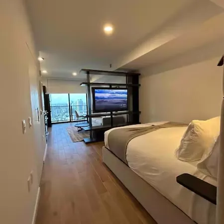 Luxury Downtown Studio Ocean View-3