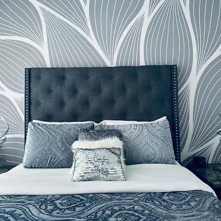 Iconic Luxurious 2 Bedroom Suite Poolview & Bay View Downtown Miami-2