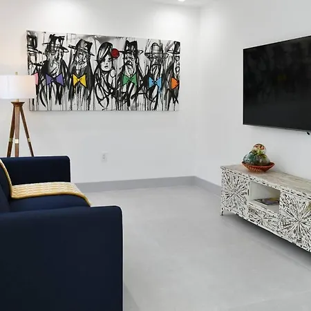 No Wynwood Home With Guest House Spacious Outdoor With Jacuzzi-2