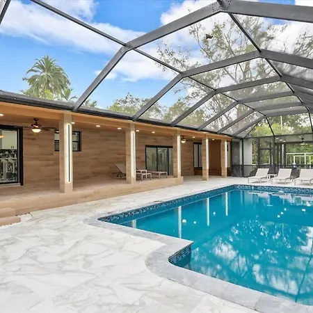 Villakobo Heated Pool Spa Bar Tennis Golf-3