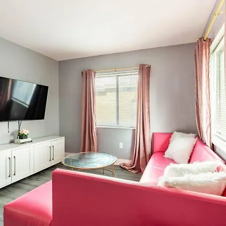 4 Bedrooms Near Cruise Port And South Beachfront-2