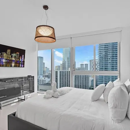 Astonishing 2 Bedroom Brickell Condo-3