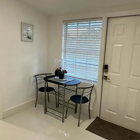 Casa West Miami-3