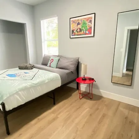 Beautiful Apt Near Design District Wynwood And Beach-3
