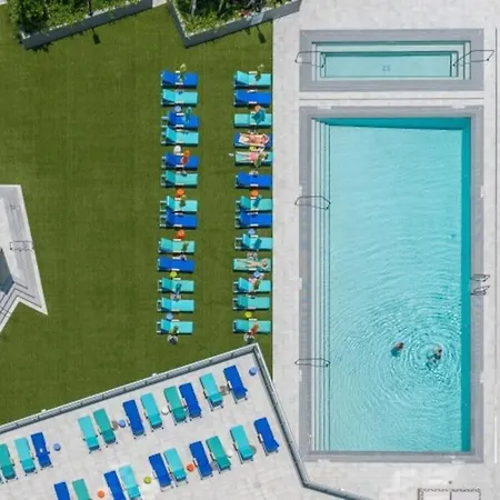Luxurious 2 King Beds - 3 Bedroom Unit Downtown Miami-2