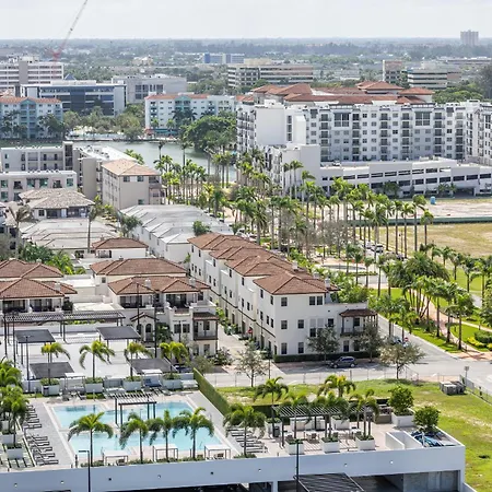 Unique Suite In The Heart Of Downtown Doral-2