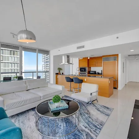 *W Icon Brickell- Luxury 2Br Highrise Corner Condo**-2