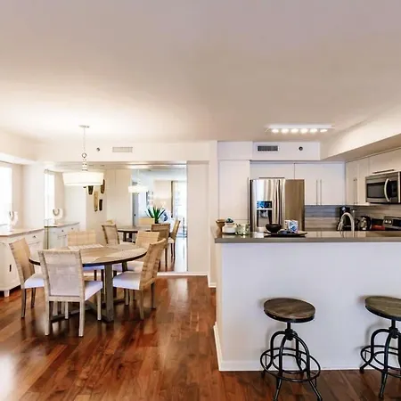 Uhost Ai - 3Br Condo - Stunning Water Views-3