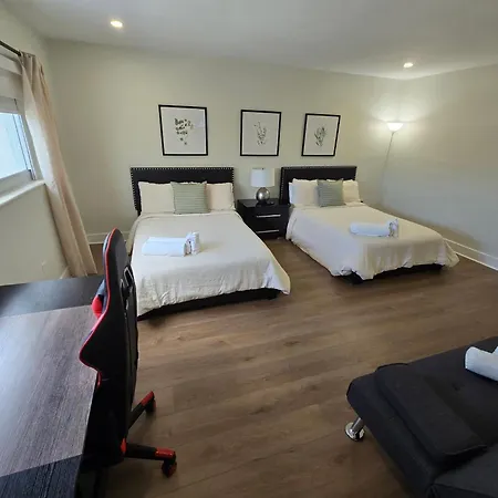 Luxurious & Spacious Townhouse In Prime Location-3