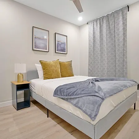 Stylish Miami Suite - Self Check-In-3