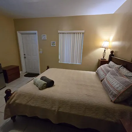 Royal Poinciana Stay-2