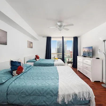 Two Bedroom Oceanview Apartment In Brickell-2