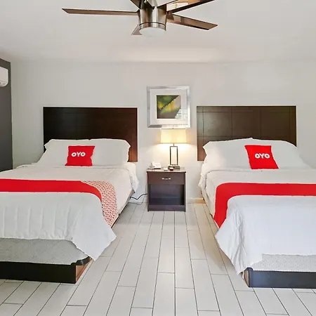 Oyo Hotel Coral Gables - Miami Airport-2