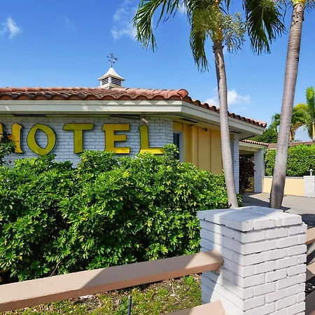Oyo Hotel Coral Gables - Miami Airport-2