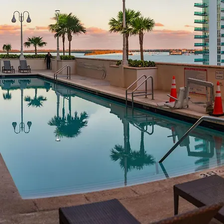 Studios In Brickell With Pool, Gym, Free Parking And Game Room-2