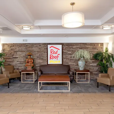 Red Roof Inn Plus Miami Airport-2
