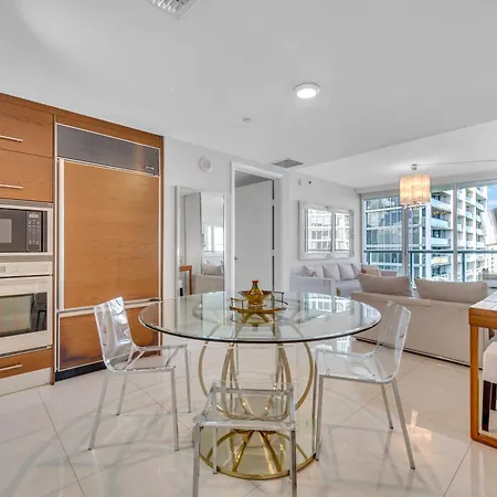 Gorgeous Bay & City View Condo In Brickell With Free Spa-2