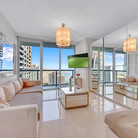 Gorgeous Bay & City View Condo In Brickell With Free Spa-3