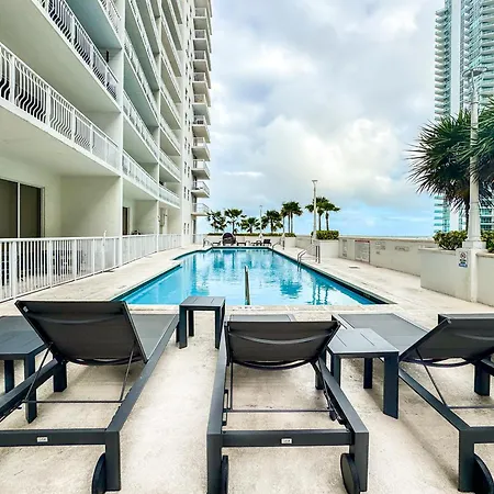 Top Stay Miami Blue Brickell-2