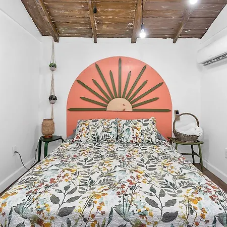 Private And Secluded Studio In Little Havana - 6V-2