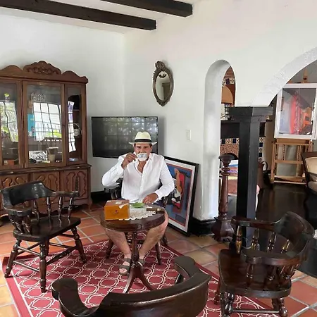 The Jewel Of Little Havana-3