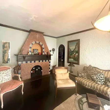 Private Room In The Heart Of Little Havana For 4 Guests-3
