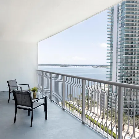 1807- Gorgeous 2 Bedroom Heart Of Brickell Free Parking-3