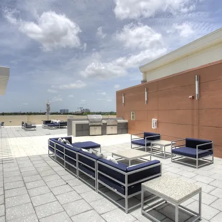 Design District Midtown Apartments By Nuovo-2