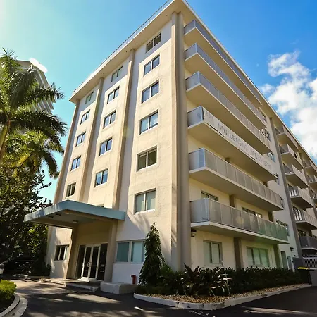 Coconut Grove Apartments By Nuovo-3
