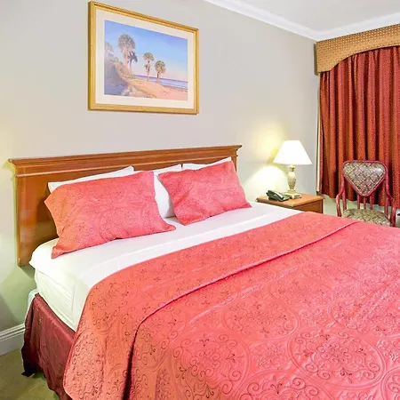 Sun And Surf Inn-3