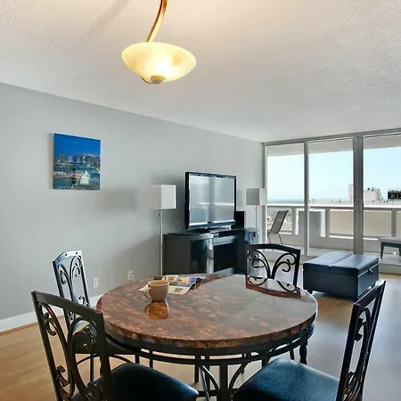 Bayfront Gem With Balcony And Pool-2