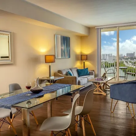 Mare Azur Miami Luxury Apartments By Grand Bay-3