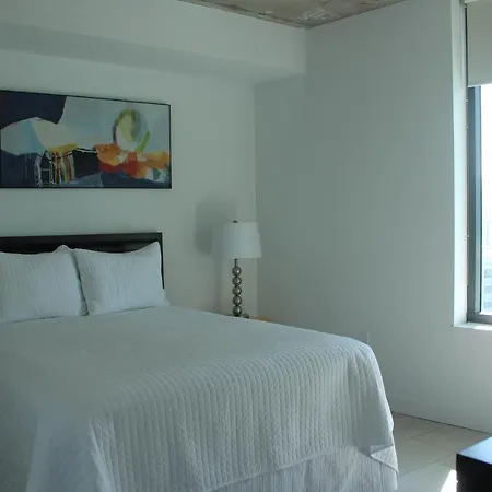 Wynwood Design District Apartments 30 Day Rentals-3