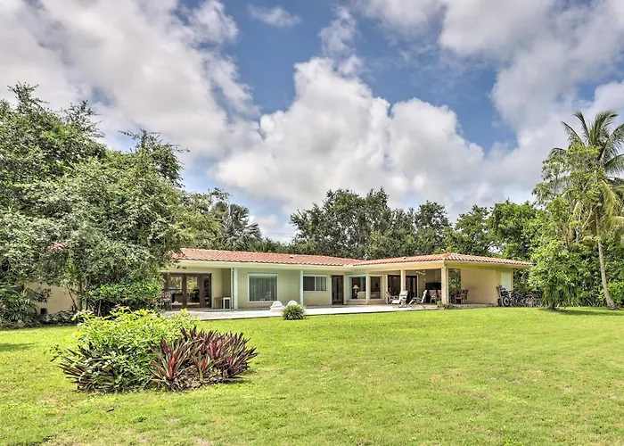 Home W/ Pool In Upscale Pinecrest Village Miami with Pool