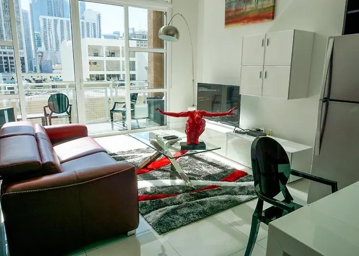 Pet friendly Bayside Miami Apartments