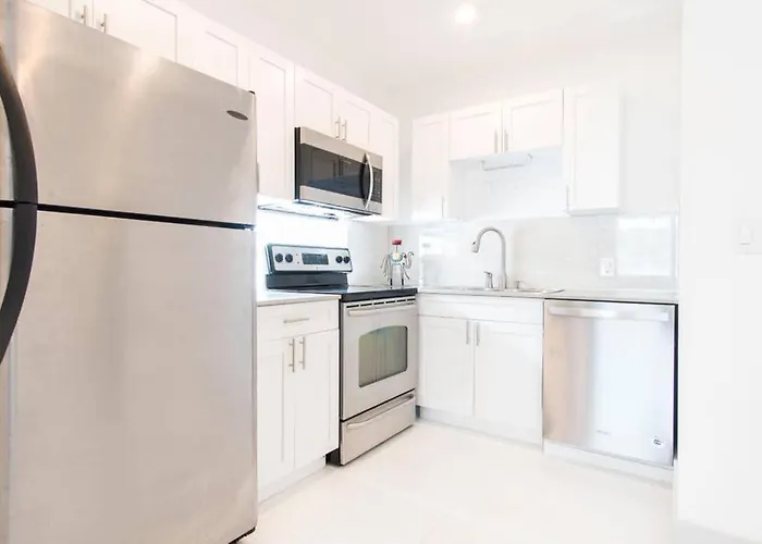 Private Miami House, Heart Of City