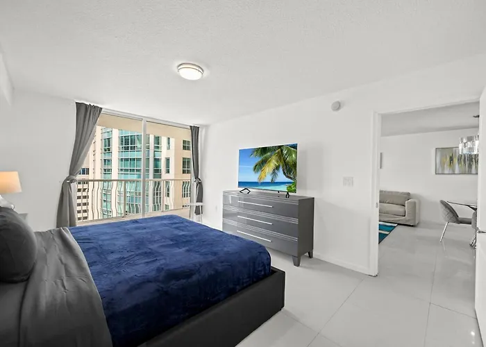 Superb Condo With Parking In Brickell Miami