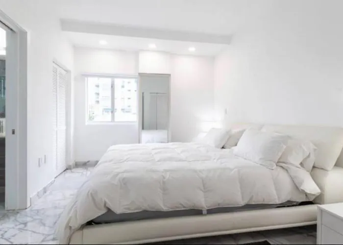 Luxury Quiet 2 Bedroom Midtown With Free Parking