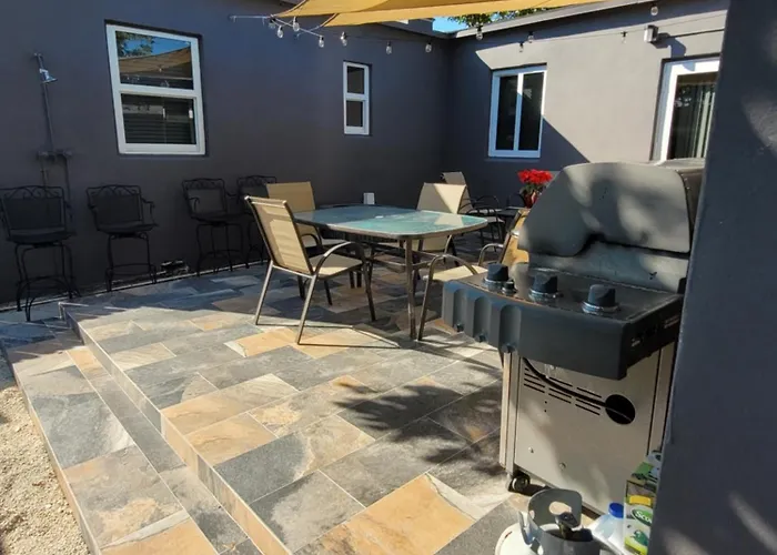 Beautiful 5 Bedroom/ 3 Bathroom Home In Great Location. Upgraded Bathrooms.