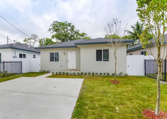Awesome Brand New 3 Bedroom House With Parking