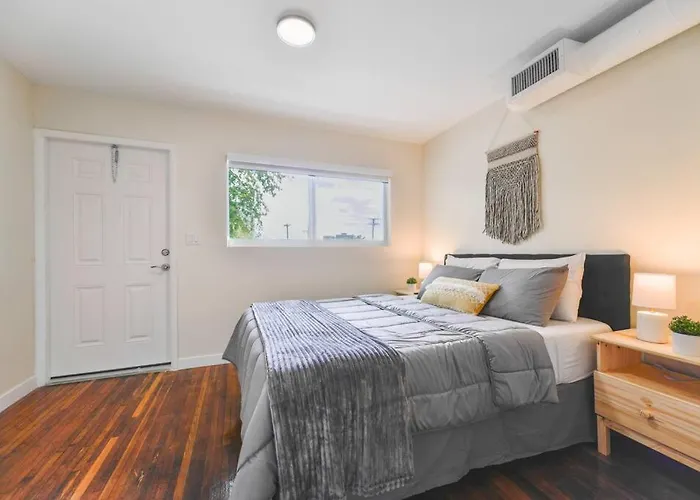 Gorgeous 2 Bedroom Residence Close To Miami Beach 6 admite animales