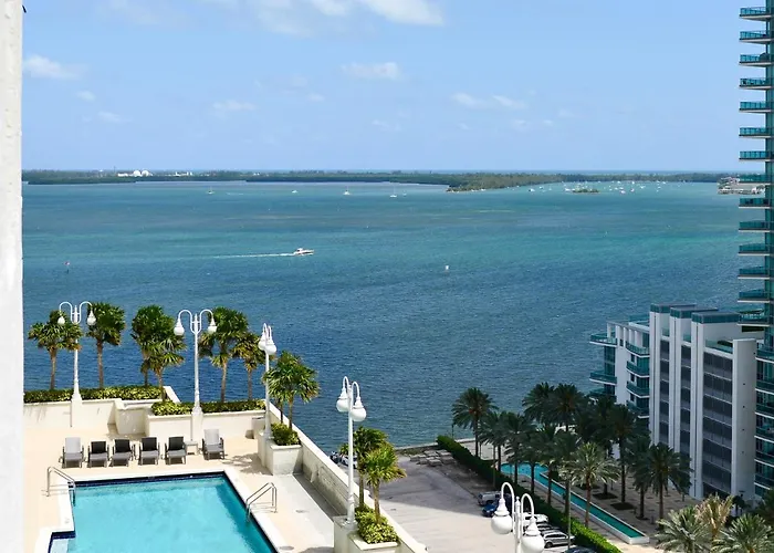We Host - Amazing Condo Brickell With Ocean-Pool View Miami che accetta animali