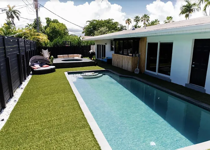 Miami Cozi Villa - Heated Pool&Hot Tub