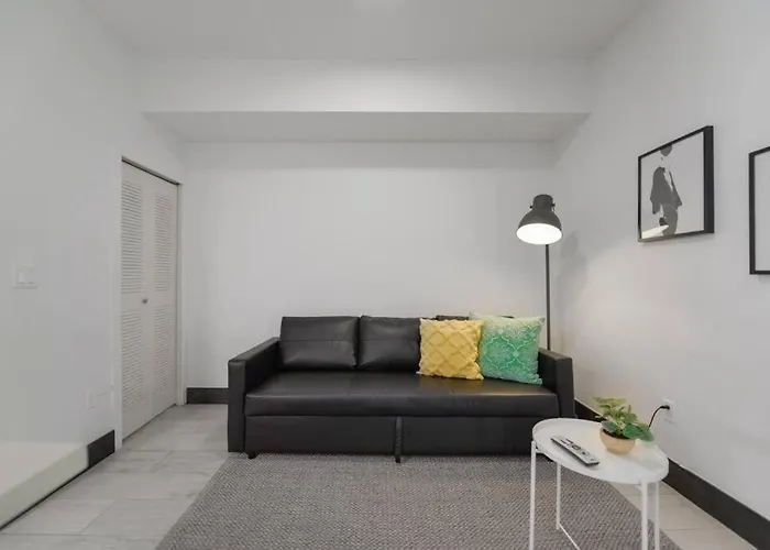 Amazing Townhouse 10 Miles Downtown & Brickell - Nth7 Villa Miami