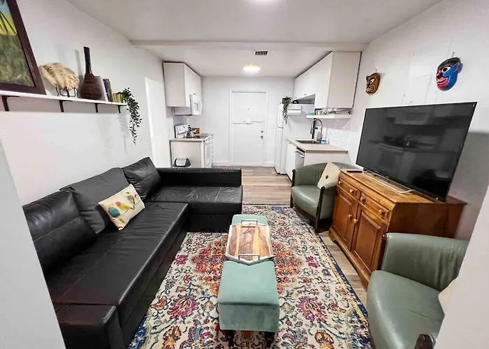 Artistic Miami Duplex Near Midtown Shops & Dining Apartment