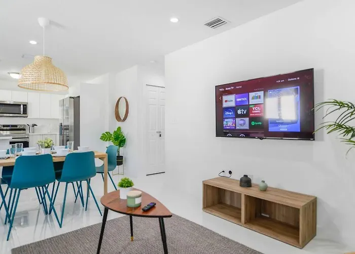 Fantastic Brand New Duplex 3 Bedroom 2 Bathrooms Miami